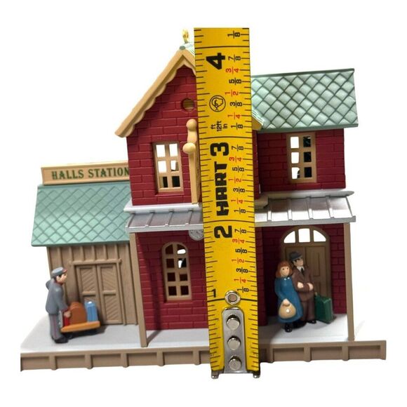 Hallmark Village Collection Set Of 4 Buildings Halls Station Mission Church Lot - Picture 6 of 16